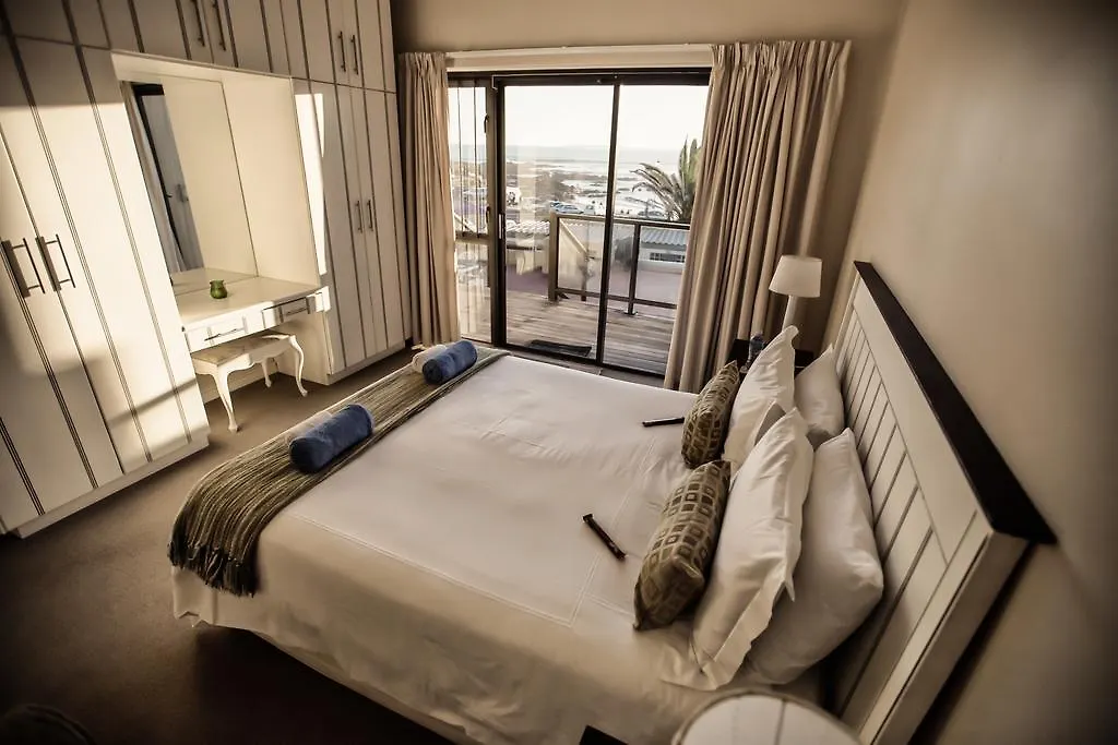 Holiday home Blaauwberg House Villa Bloubergstrand